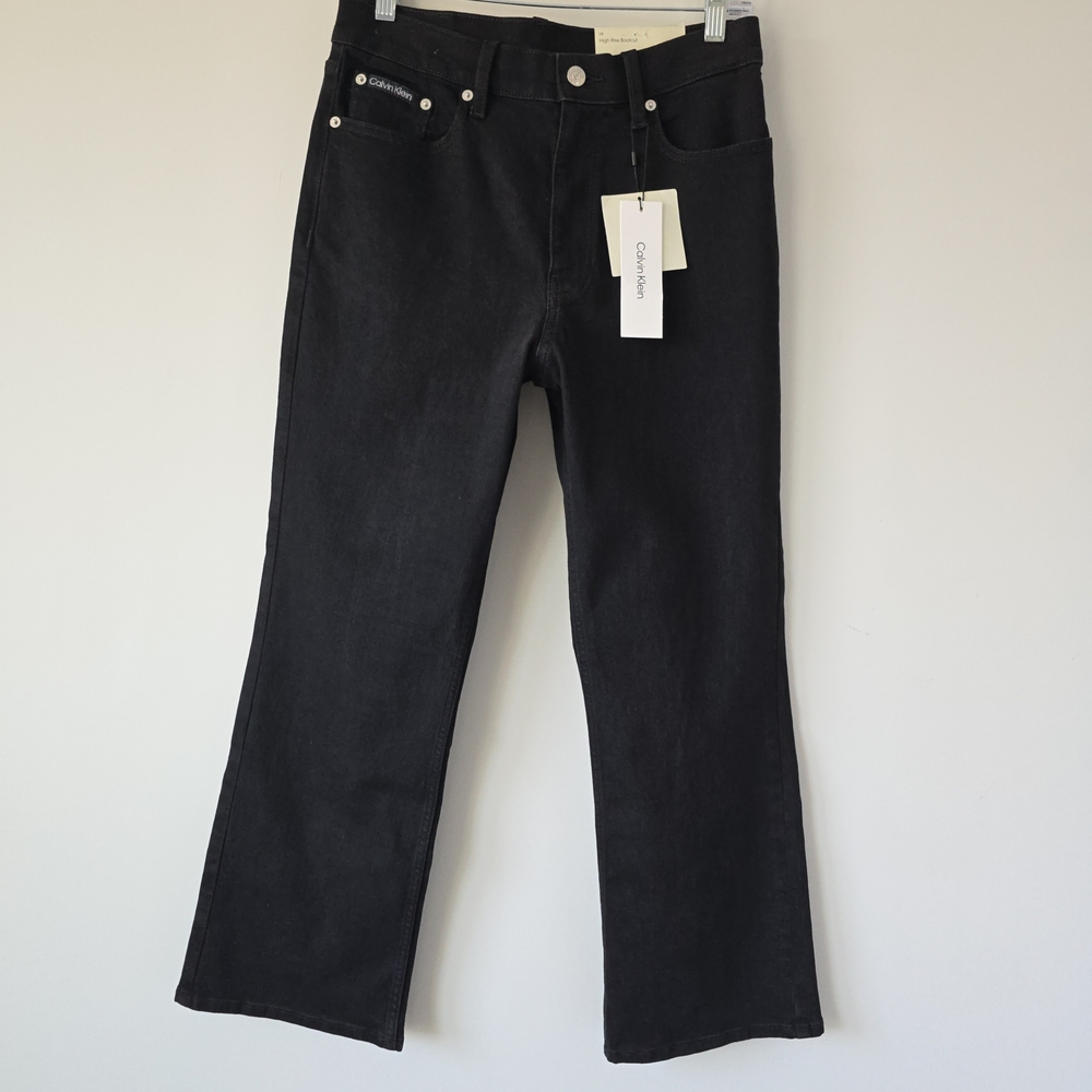 NWT Calvin Klein High Rise Bootcut Jeans Women 28 True Black